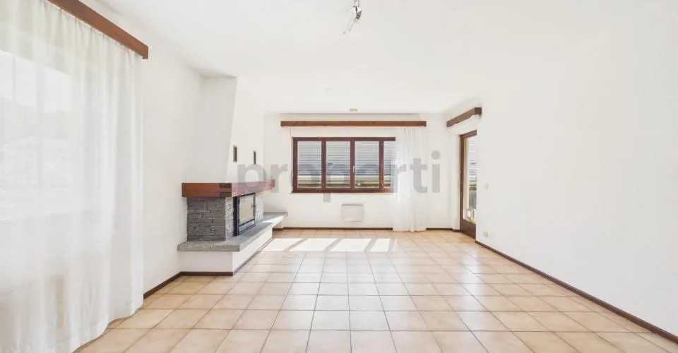 Appartamento 4,5 locali con box auto in casa bifamiliare – Foto 4 von 34