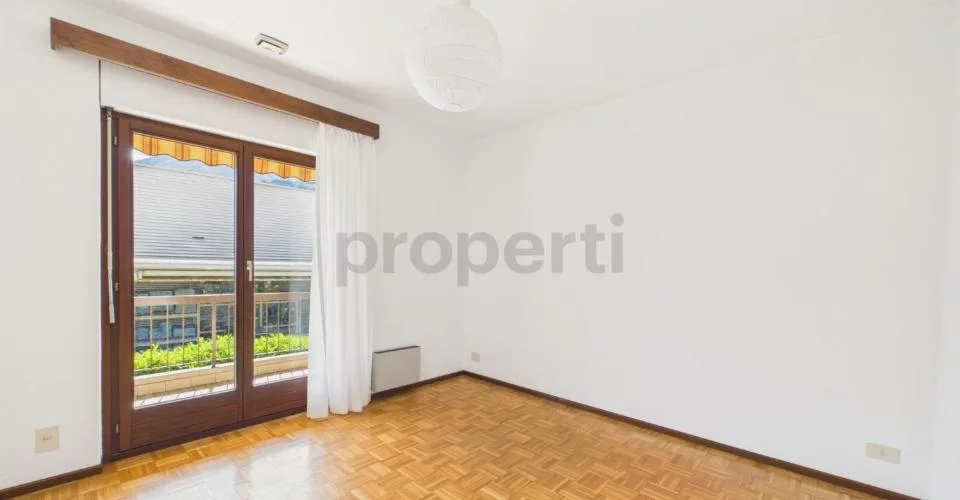 Appartamento 4,5 locali con box auto in casa bifamiliare – Foto 20 von 34