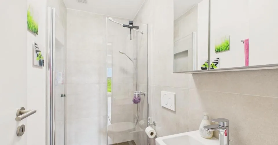 Appartement exclusif de 3,5 pièces à Salenstein – photo 16 sur 18