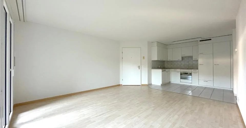 Appartement idéal pour célibataire avec place assise dans le jardin ! – foto 4 di 23