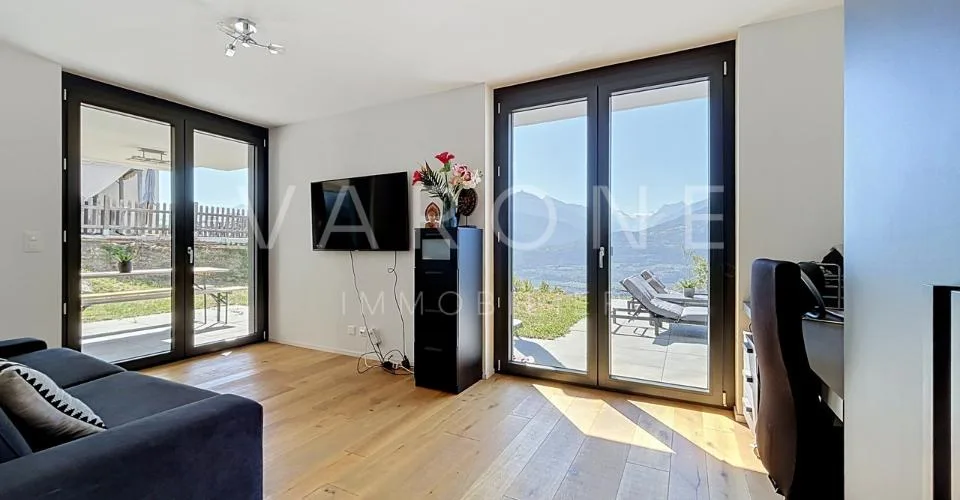 Villa contemporaine de 6,5 pièces avec piscine et vue panoramique – photo 13 sur 33