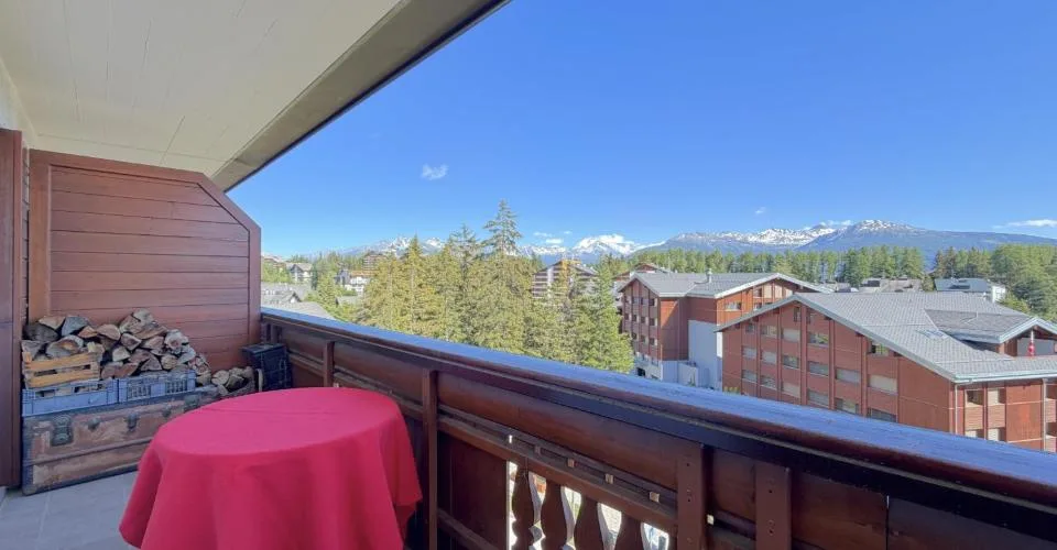 Appartement 4.5 pièces de standing à louer à l’année à Crans-Montana – Vue panoramique exceptionnelle sur les Alpes – Foto 7 von 26