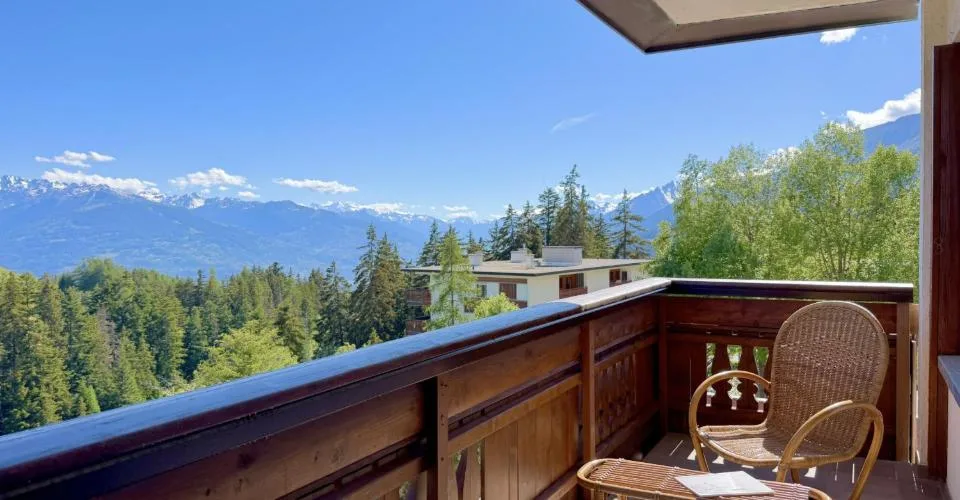 Appartement 4.5 pièces de standing à louer à l’année à Crans-Montana – Vue panoramique exceptionnelle sur les Alpes – Foto 5 von 26