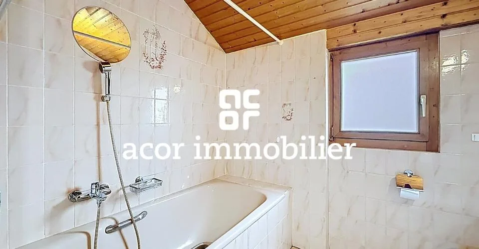 Attique 3.5 pièces avec garage box à Veyras