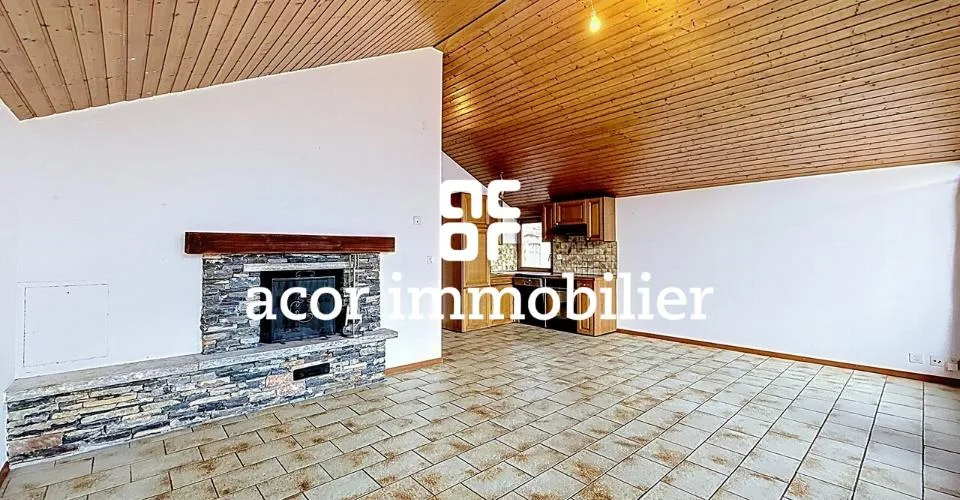 Attique 3.5 pièces avec garage box à Veyras