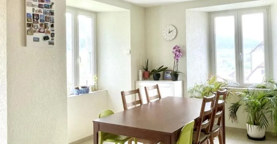 Renan, magnifique appartement 4.5pces au 1er avec garage et terrasse – Foto 3 von 22
