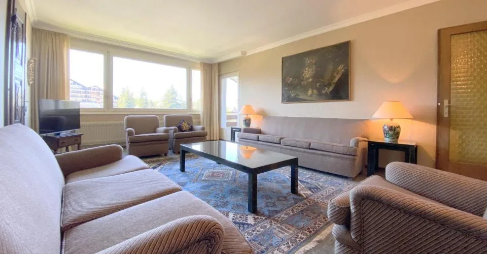 Appartement idéalement placé au centre à vendre – Foto 3 von 26