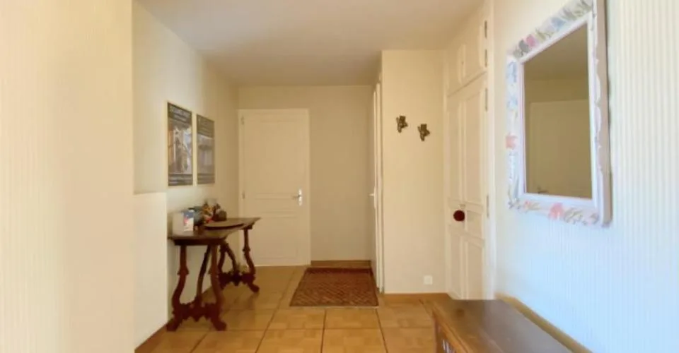 Trés grand appartement à vendre au centre – foto 7 di 26