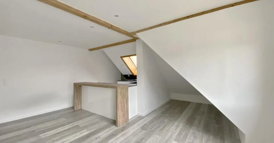 Attique-Loft entièrement rénové – foto 2 di 26