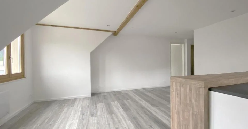 Attique-Loft entièrement rénové – foto 7 di 26