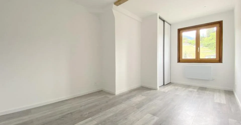 Attique-Loft entièrement rénové – foto 13 di 26