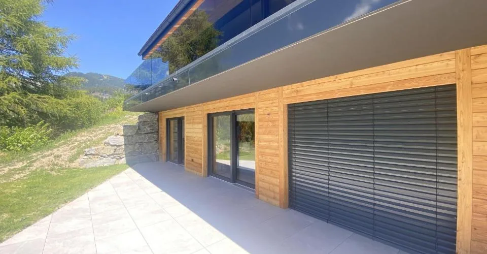 Chalet neuf avec vue panoramique à vendre à Crans-Montana – foto 7 di 25