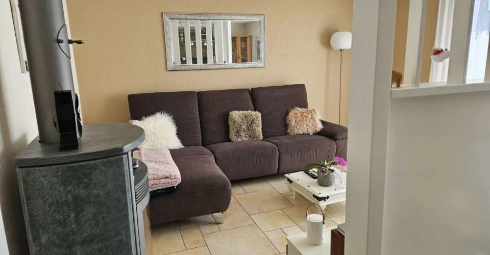 Bel appartement de 4 piÃ¨ces au dernier Ã©tage â€“ calme, lumineux, vue dÃ©gagÃ©e – Foto 8 von 18