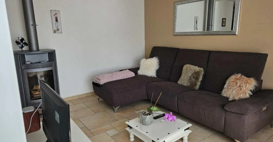 Bel appartement de 4 piÃ¨ces au dernier Ã©tage â€“ calme, lumineux, vue dÃ©gagÃ©e – Foto 7 von 18