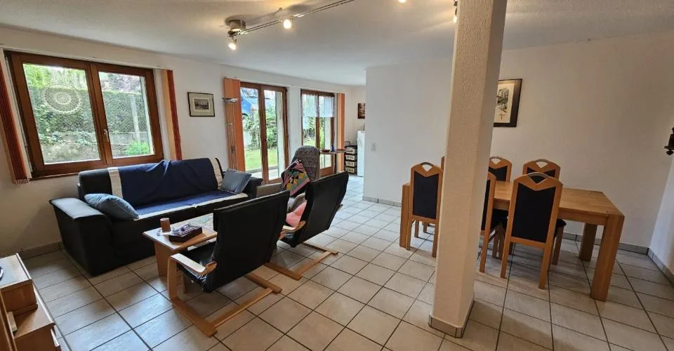 À vendre à Soyhières appartement de 2.5 pièces au rez-de-jardin – Foto 6 von 21