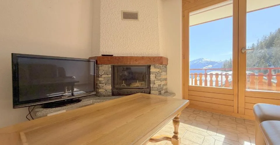 Belle surface pour cet appartement idéalement situé – Foto 2 von 25