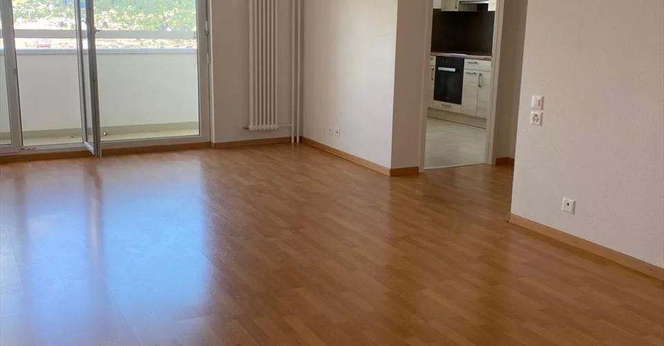 A vendre appartement rénové de 4 ½ pièces – Foto 4 von 16