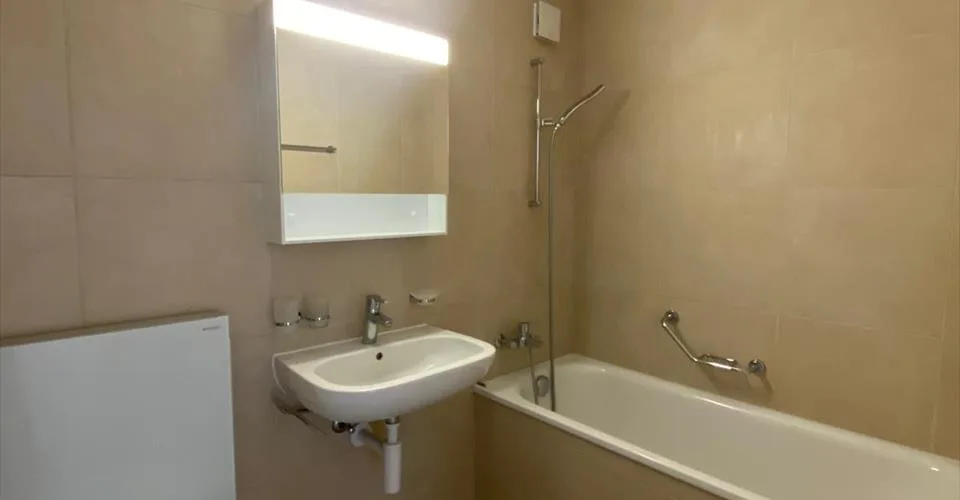 A vendre appartement rénové de 4 ½ pièces – Foto 8 von 16