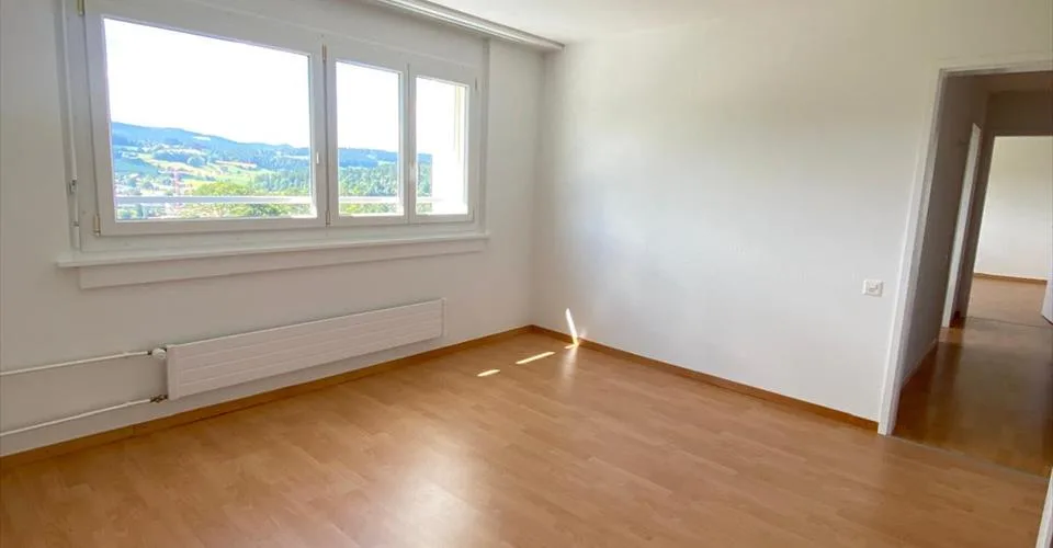 A vendre appartement rénové de 4 ½ pièces – Foto 7 von 16