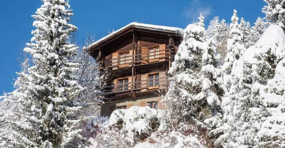 Chalet typique avec beaucoup d'espace – Foto 11 von 26