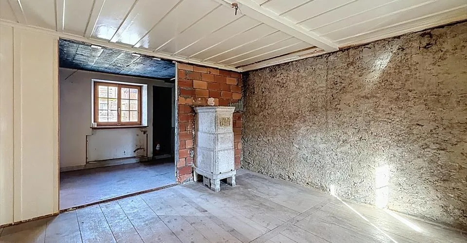Chalet à rénover – L'âme d'une grange alpine à Sarreyer – Foto 9 von 26