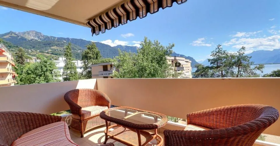 Appartamento con 1,5 locali e posizione molto buona con vista sul lago e le montagne – foto 2 di 26