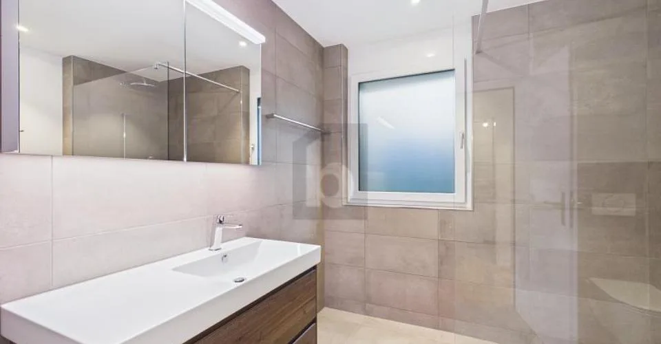 Modern with private seating area