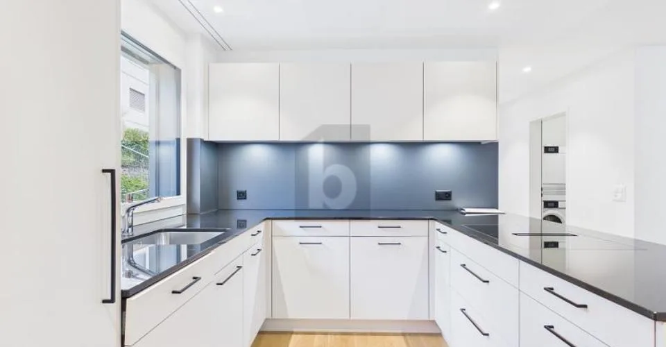 Modern with private seating area