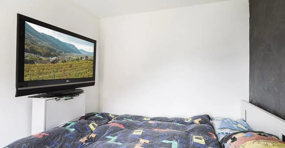Casa unifamiliare con due unità abitative indipendenti a Mezzovico-Vira, ammessa residenza secondaria. – foto 42 di 48