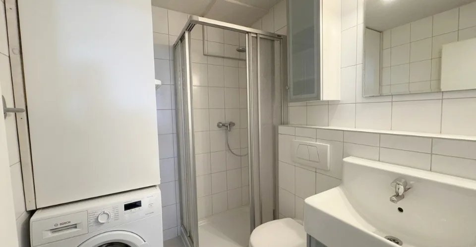 Moderne 4,5-Zimmer-Wohnung in Moutier - Absolute Ruhe und Komfort – Foto 7 von 18