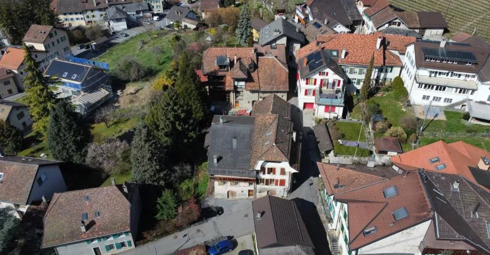 Maison à rénover dans environnement calme – Foto 2 von 24