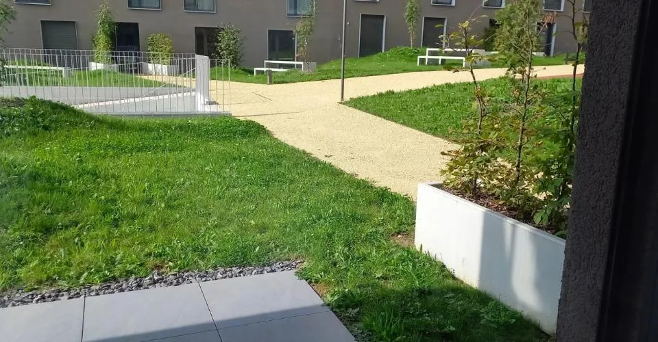 1 Zimmer Wohnung in Cressier NE | UrbanHome