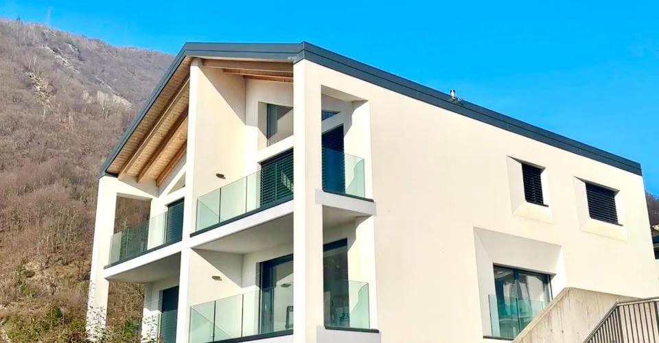 Eleganza Moderna e Comfort: Villa con Rifiniture di Pregio
