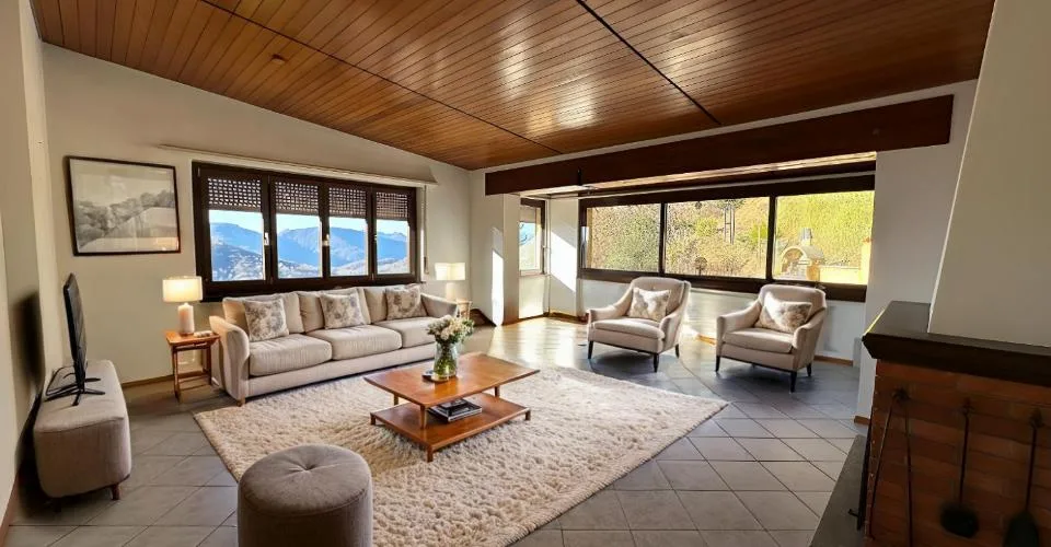 Moderne Villa mit 6.5 Zimmern in idyllischer Lage in Aranno, Kanton Tessin – Foto 4 von 16