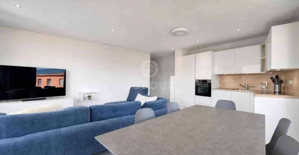 SUPERBES 2.5 ZIMMER WOHNUNG MIT ABGEDeckTER BALCON – Foto 10 von 17