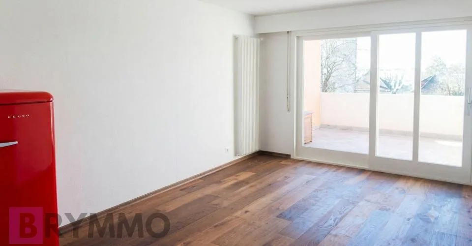 Perle im Herzen von Lausanne: Studio mit großem Balkon & Pool – Foto 6 von 11