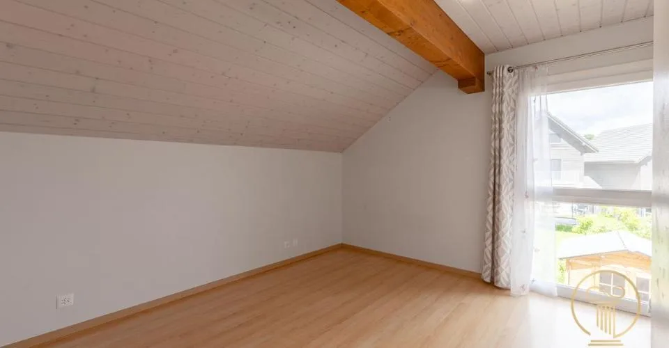EXKLUSIV! 3' von GIMEL - hübsches Doppelhaus mit 5.5 Zimmern in einer ruhigen und sehr angenehmen Nachbarschaft. – Foto 23 von 28
