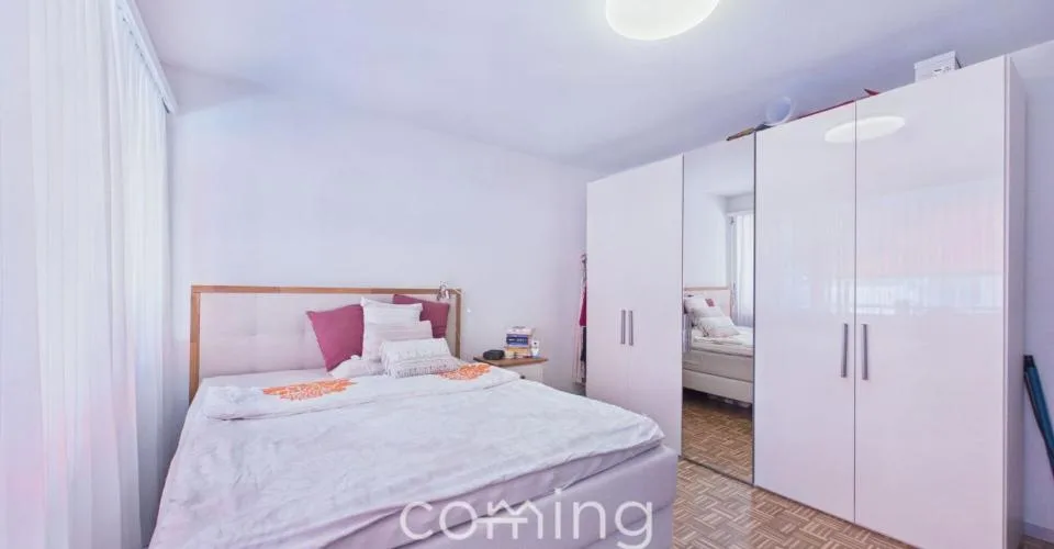 Gepflegte 3.5-Zimmer-Wohnung mit Bergsicht in Visp – photo 4 sur 22
