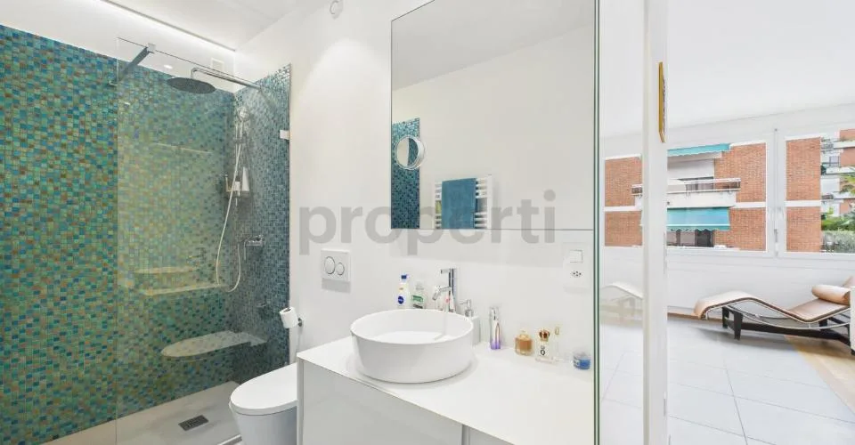 Attic Duplex 4.5 rooms Renovated in Massagno - primary and secondary residence – photo 26 of 32