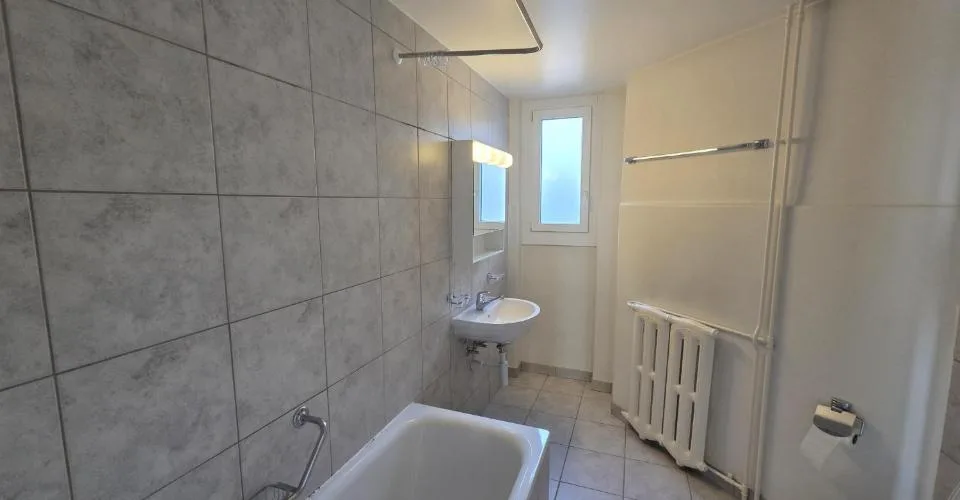 Wohnung mit 4.5 Zimmern – Foto 7 von 10