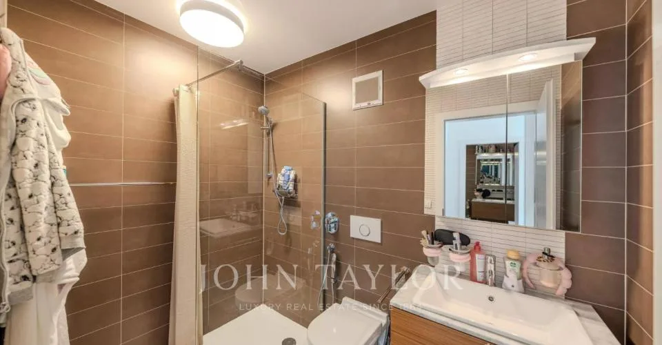 4.5 Zimmer Attikawohnung in Montreux – Foto 11 von 21