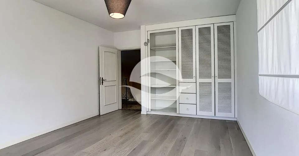 Magnifique villa individuelle avec 4 chambres et piscine – Foto 12 von 26