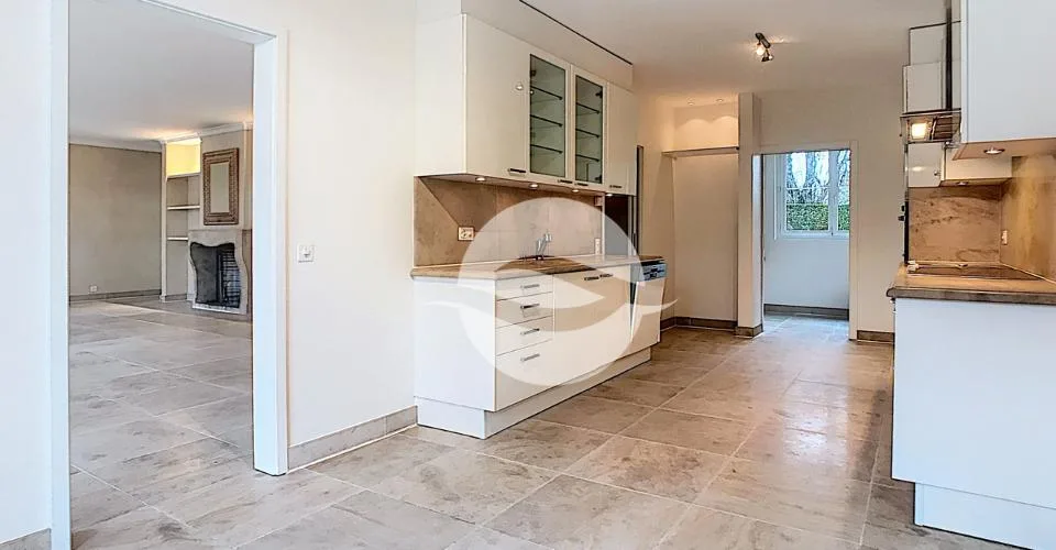 Magnifique villa individuelle avec 4 chambres et piscine – Foto 4 von 26
