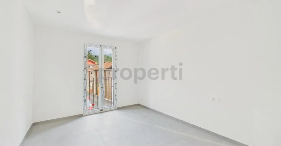 Appartement moderne 3.5 pièces avec station de recharge pour voiture électrique, Biasca – photo 6 sur 25