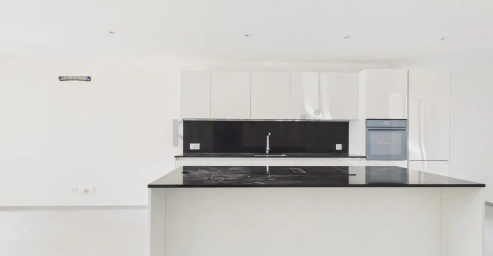 Moderno 3.5 locali appartamento con cantina, Biasca – foto 12 di 31