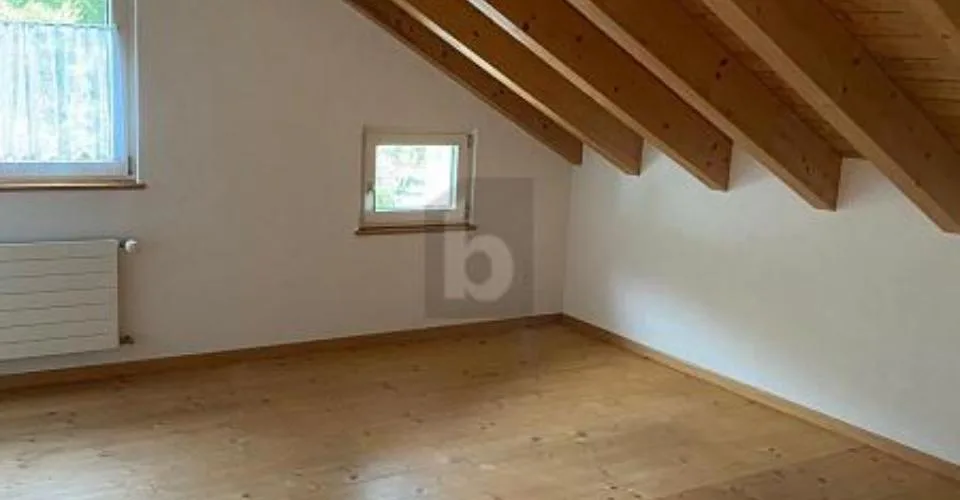 Accogliente casa unifamiliare con 6 camere in posizione tranquilla a Glarus – foto 15 di 44