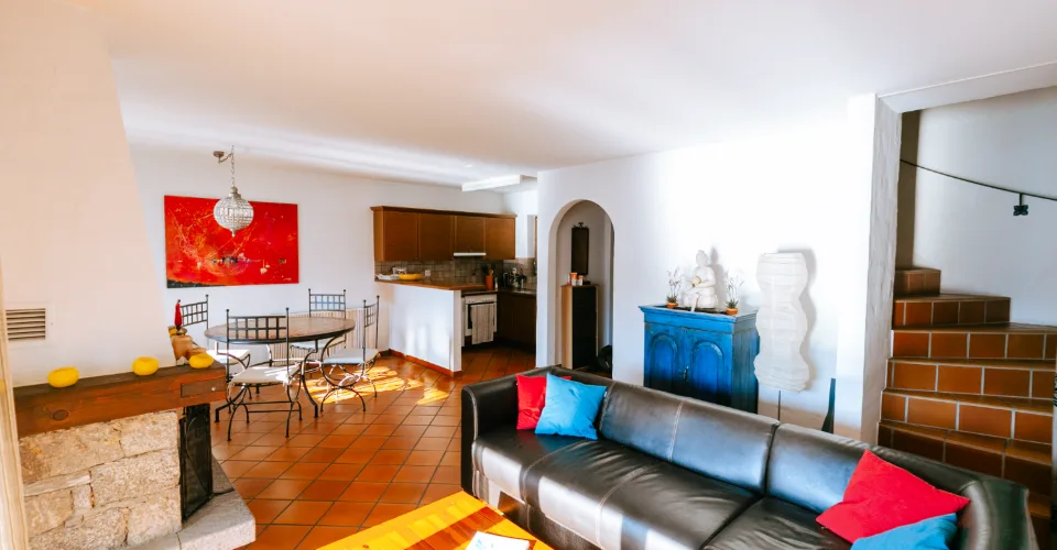 Spacieuse maison mitoyenne de 3,5 pièces avec balcon, Brissago – photo 14 sur 24