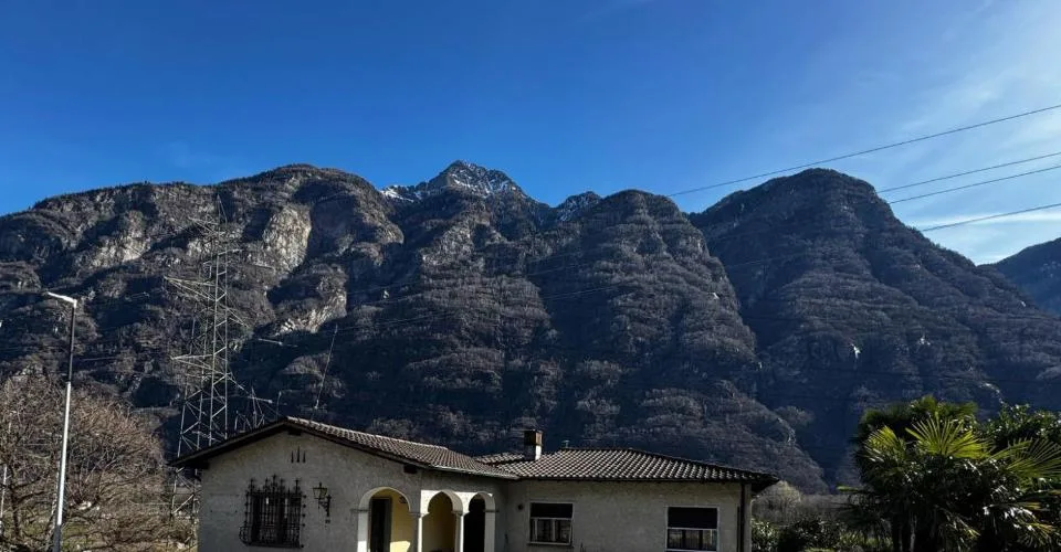 Haus zu verkaufen in Iragna mit bebaubarem Grundstück – Foto 9 von 16