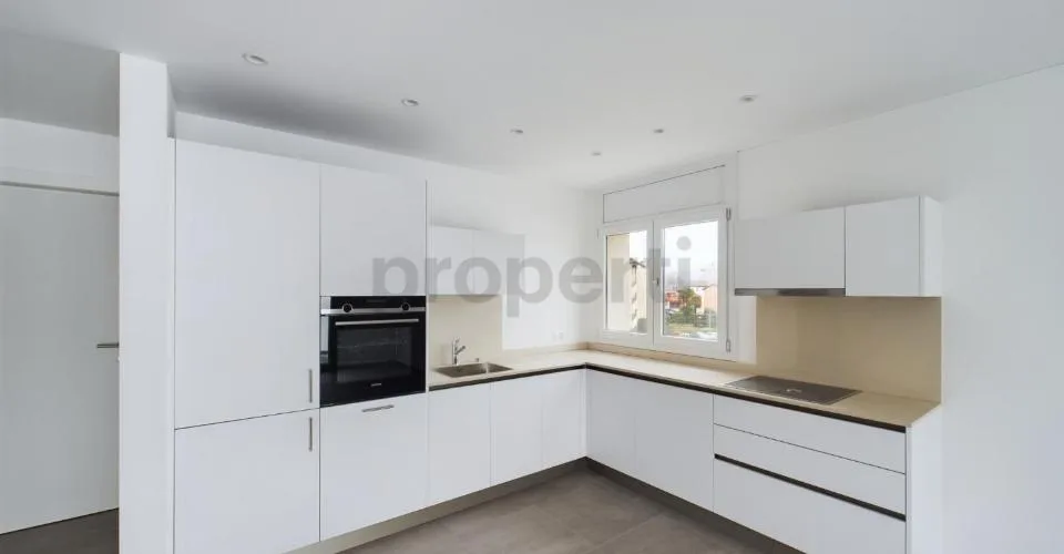 Appartement moderne de 3,5 pièces à Caslano – photo 2 sur 22
