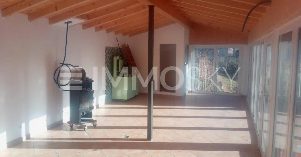 Geräumiges Mehrfamilienhaus mit großem Potenzial in Riazzino – Foto 20 von 24